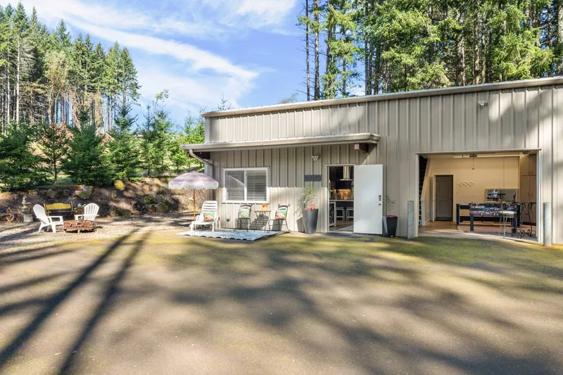 Peaks View Bunk House