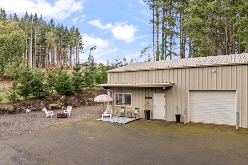 Peaks View Bunk House