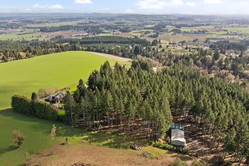 Peaks View Bunk House