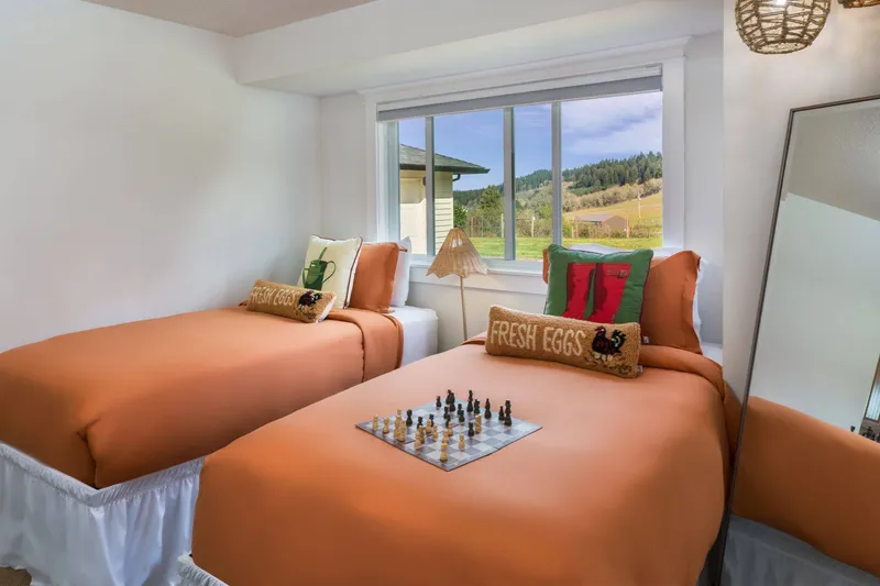 "Place was in a beautiful setting. Very clean and enjoyable" - Michael