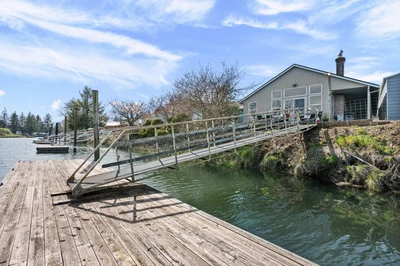 The Nehalem River is an excellent place for boating and fishing.