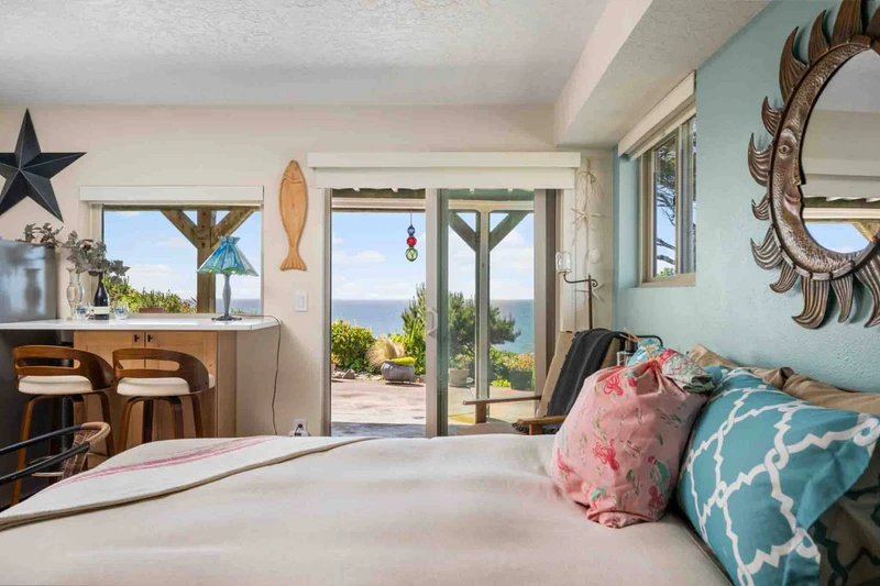 Imagine waking up to this view!