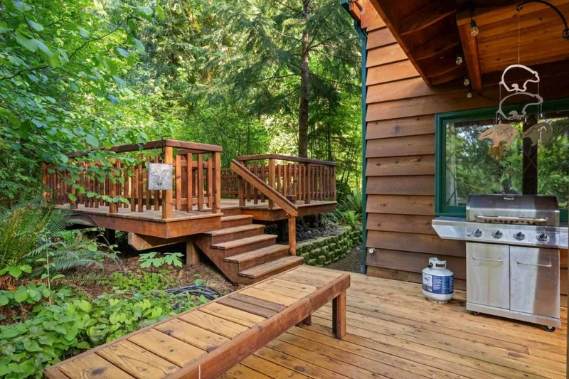 Crystal Creek Cabin