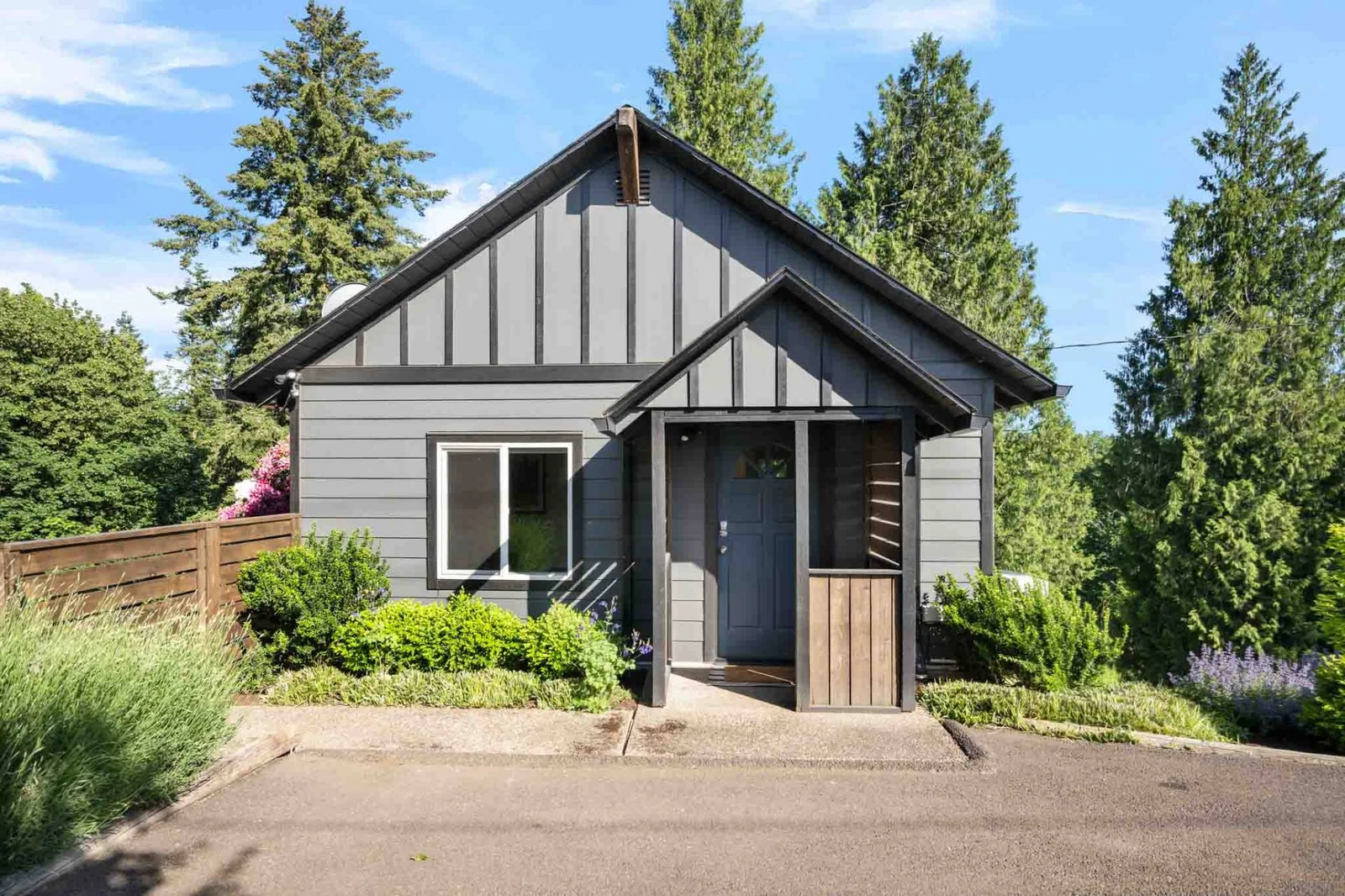 Quaint country spot close to everything in Wilsonville. -Ryan