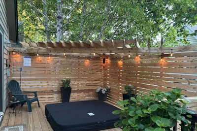 Serene atmosphere to soak in the hot tub