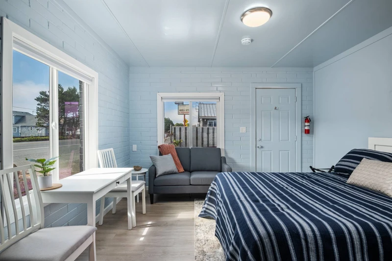 Cottages At Rockaway Beach Estate