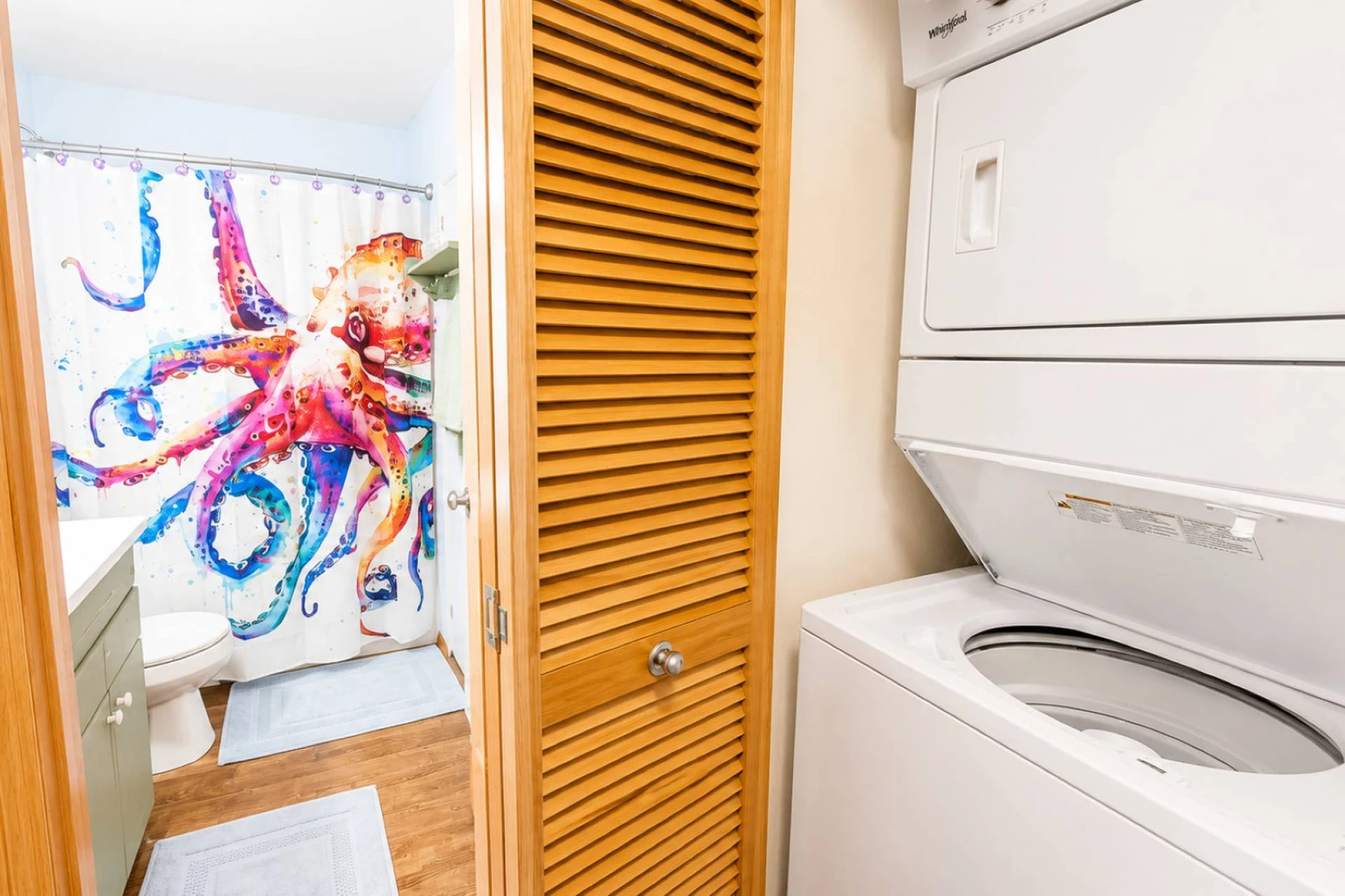 This rental has an up to date washing machine and dryer for guest use.
