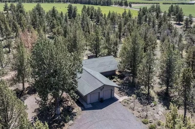 bend oregon woods with house