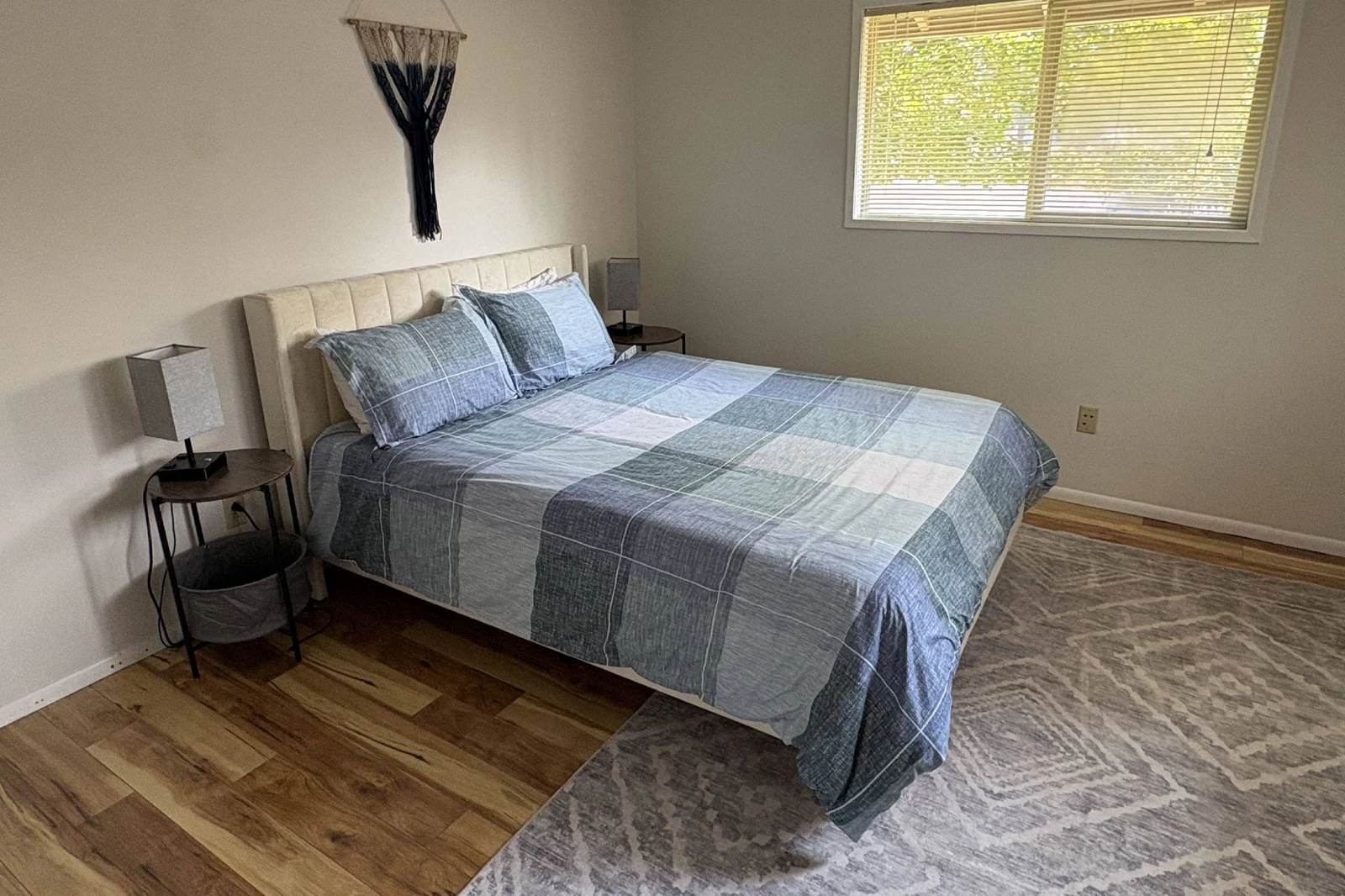 "The house was clean and well kept. Would definitely stay again." - Joey